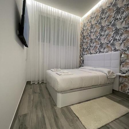 מדריד Habitacion Bruselas Style מראה חיצוני תמונה