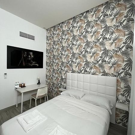 מדריד Habitacion Bruselas Style מראה חיצוני תמונה