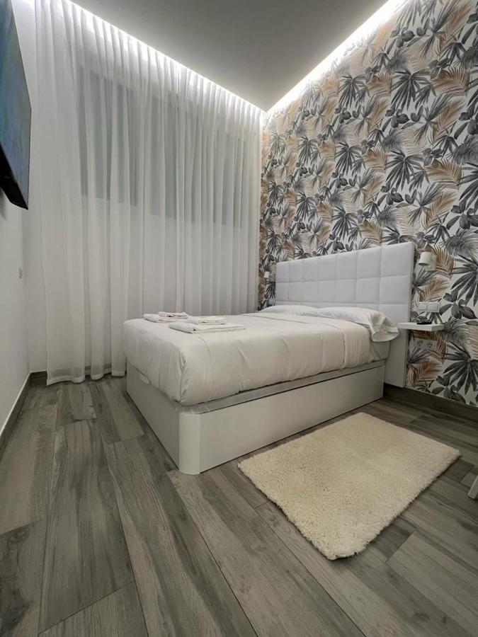 מדריד Habitacion Bruselas Style מראה חיצוני תמונה