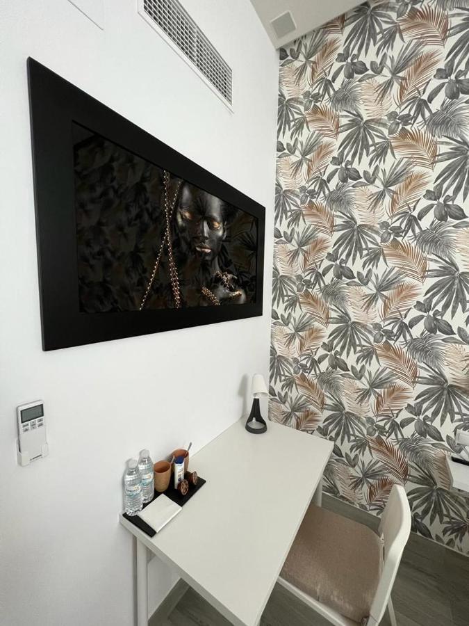 מדריד Habitacion Bruselas Style מראה חיצוני תמונה